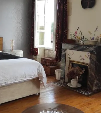 Logis Du Poirier Nocleg ze śniadaniem