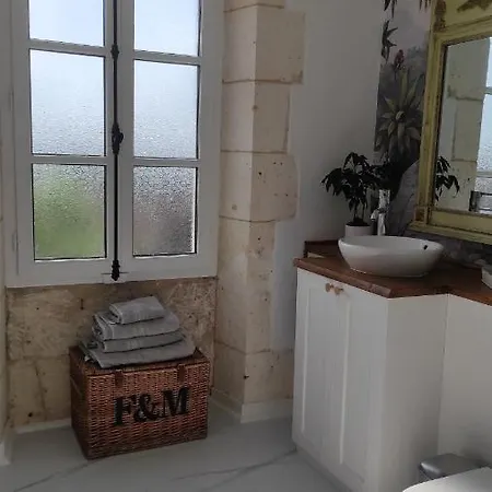 Logis Du Poirier 3* Juignac