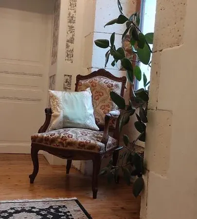 Logis Du Poirier Juignac