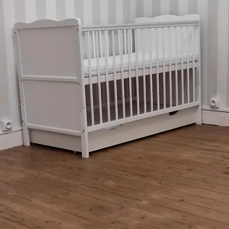 Logis Du Poirier Nocleg ze śniadaniem