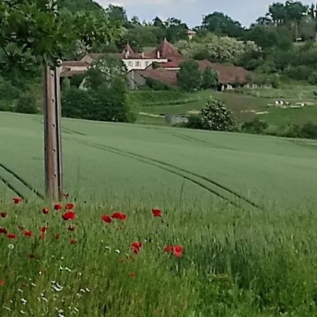 Logis Du Poirier Nocleg ze śniadaniem Juignac