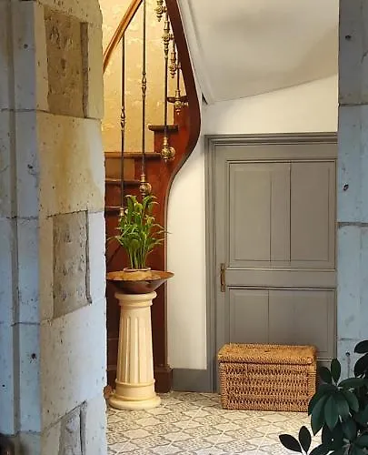 Logis Du Poirier Alojamento de Acomodação e Pequeno-almoço 3*