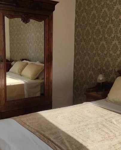 Alojamento de Acomodação e Pequeno-almoço Logis Du Poirier