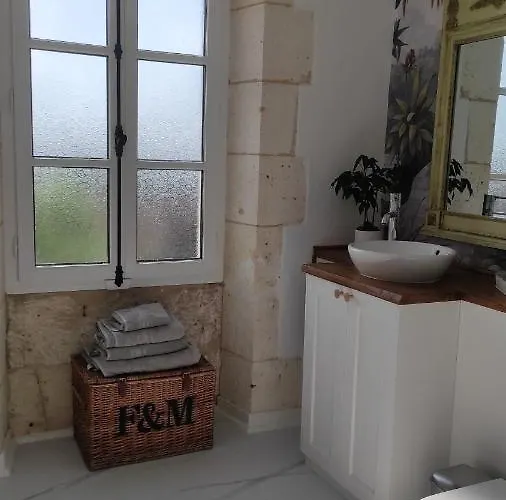 Logis Du Poirier 3* Juignac