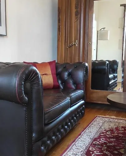 Alojamento de Acomodação e Pequeno-almoço Logis Du Poirier 3*