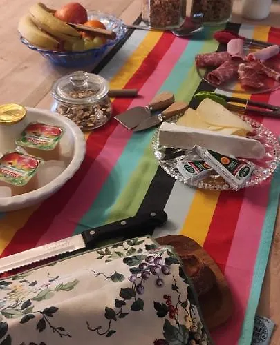 Alojamento de Acomodação e Pequeno-almoço Logis Du Poirier 3*