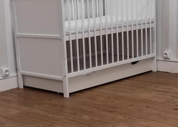 Logis Du Poirier Alojamento de Acomodação e Pequeno-almoço